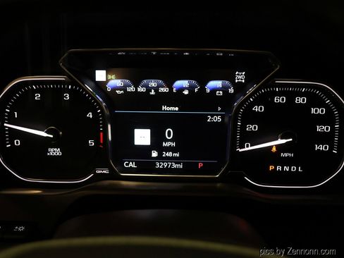 Used 2022 GMC Sierra 2500 Denali w/ Denali Black Diamond Edition image 19