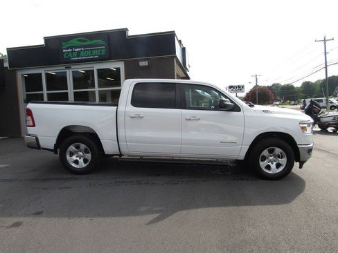 Used 2020 RAM 1500 Big Horn AWD/4WD image 3