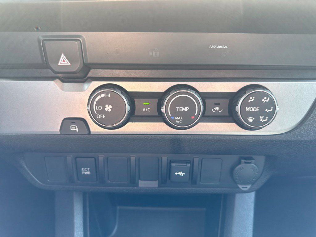 Used 2021 Toyota Tacoma SR RWD image 19
