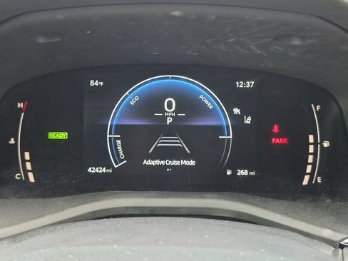 Used 2025 Toyota Camry SE w/ Multimedia Upgrade Package FWD image 19