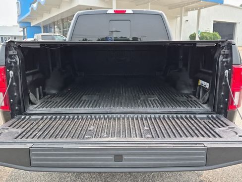 Used 2020 Ford F150 Platinum w/ Equipment Group 701A Luxury AWD/4WD image 23