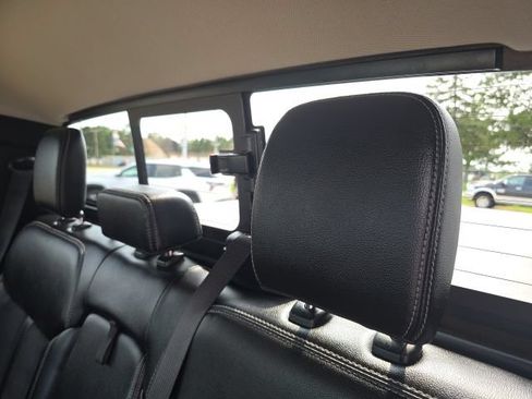 Used 2023 Ford Ranger Lariat w/ Tremor Off-Road Package AWD/4WD image 14