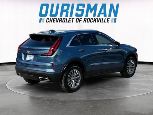 Used 2025 Cadillac XT4 Premium Luxury FWD image 6