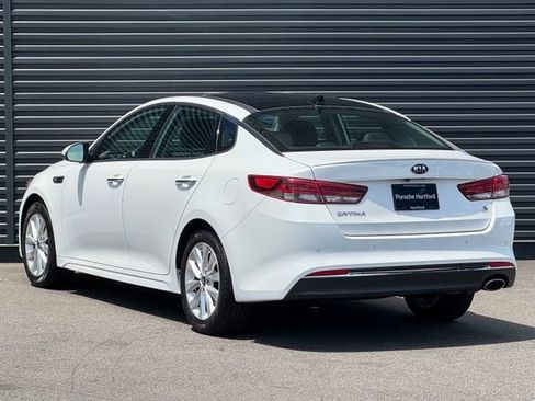Used 2018 Kia Optima S w/ Panoramic Sunroof Package FWD image 3