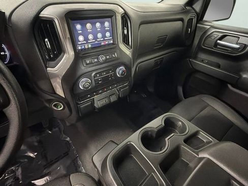 Used 2022 Chevrolet Silverado 1500 Custom RWD image 19