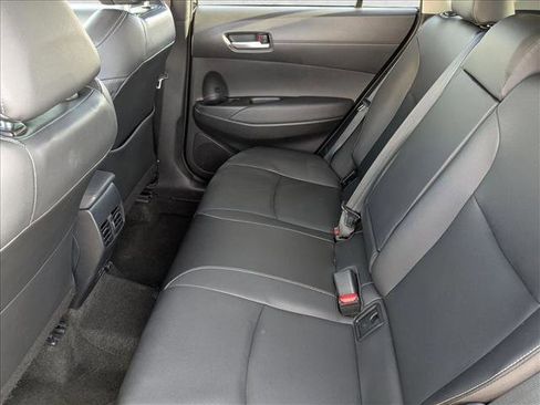 Used 2024 Toyota Corolla Cross XLE image 17