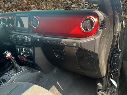 Used 2019 Jeep Wrangler Rubicon image 15