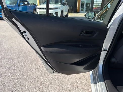 Used 2025 Toyota Corolla LE FWD image 25