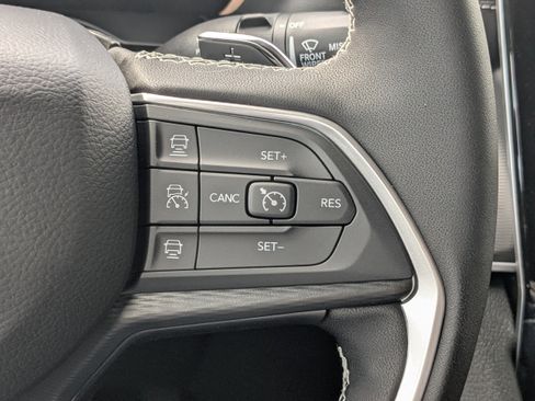 New 2026 Jeep Grand Cherokee 2WD image 33