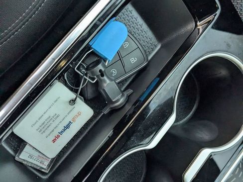 Used 2025 Chevrolet Equinox LT image 30