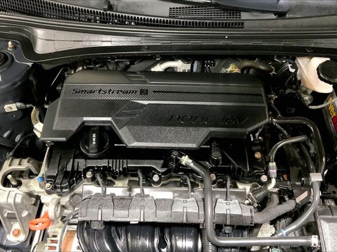 Used 2021 Hyundai Elantra SEL image 32