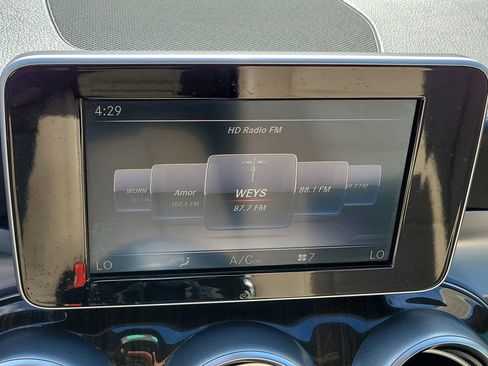 Used 2018 Mercedes-Benz C 300 Sedan image 27