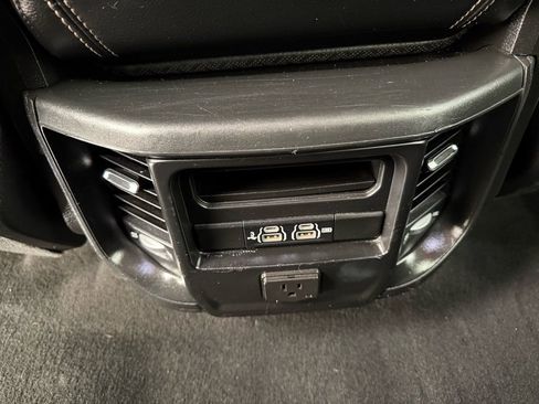 Used 2019 RAM 1500 Laramie image 20
