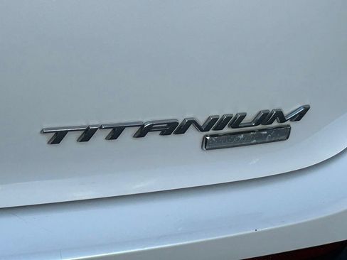 Used 2018 Ford Edge Titanium w/ Equipment Group 302A AWD/4WD image 23