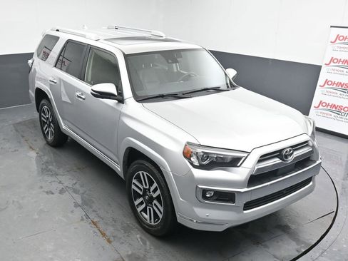 Used 2022 Toyota 4Runner Limited image 26
