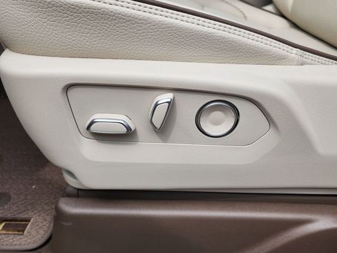 New 2026 GMC Yukon Denali AWD/4WD image 18