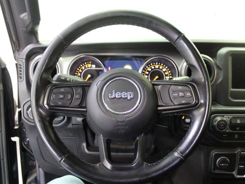 Used 2021 Jeep Wrangler Unlimited Sport AWD/4WD image 8