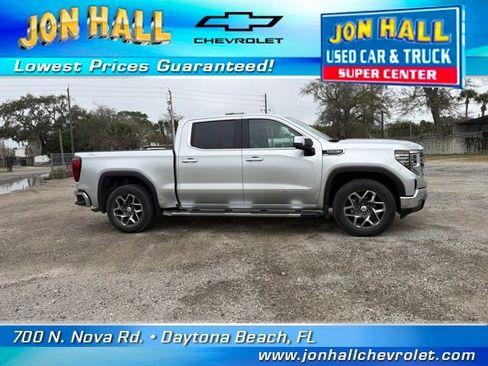 Used 2022 GMC Sierra 1500 SLT w/ SLT Premium Plus Package image 17