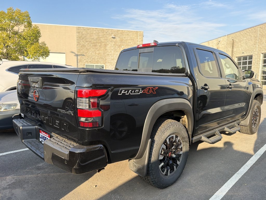 Used 2024 Nissan Frontier PRO-4X w/ Technology Package AWD/4WD image 5