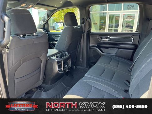 Used 2022 RAM 1500 Big Horn AWD/4WD image 15