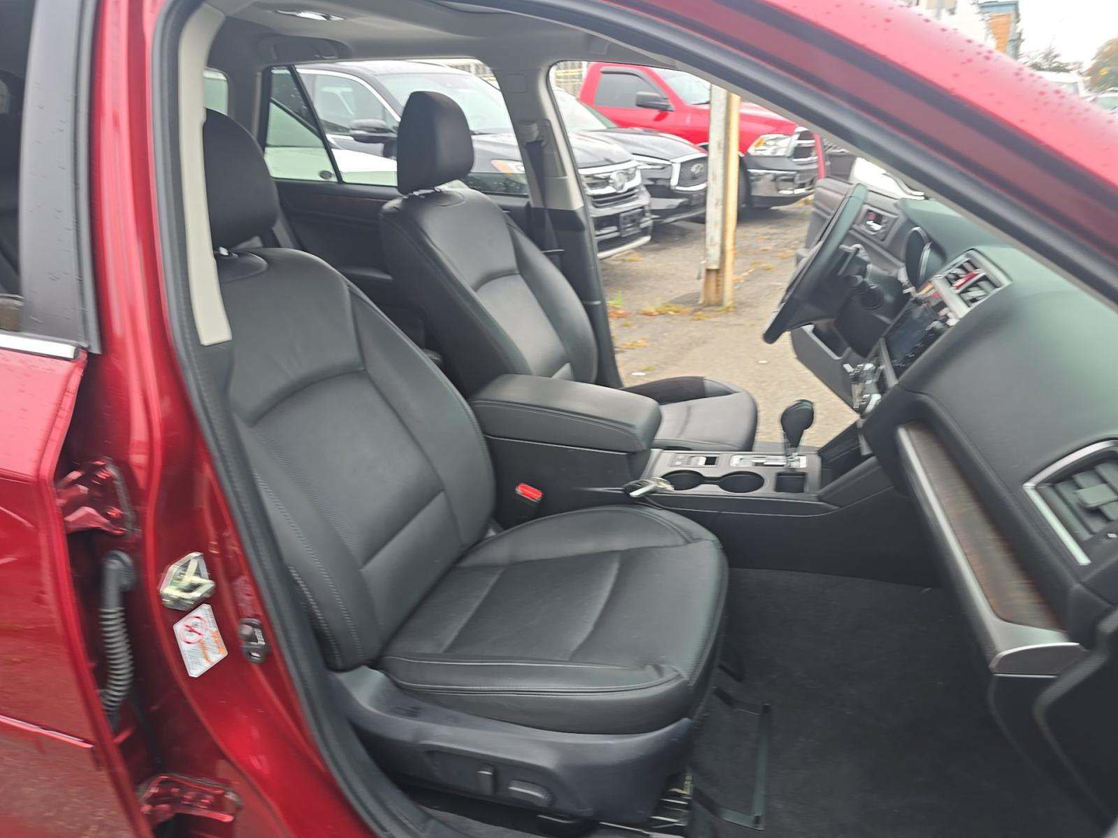 Used 2017 Subaru Outback 2.5i Limited AWD/4WD image 14