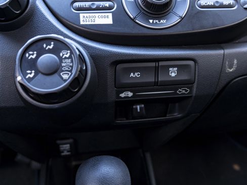 Used 2013 Honda Fit Sport image 30