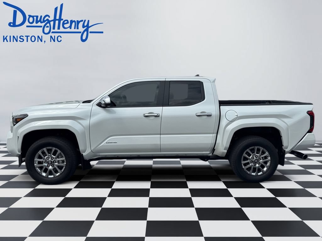 Used 2025 Toyota Tacoma Limited AWD/4WD image 2