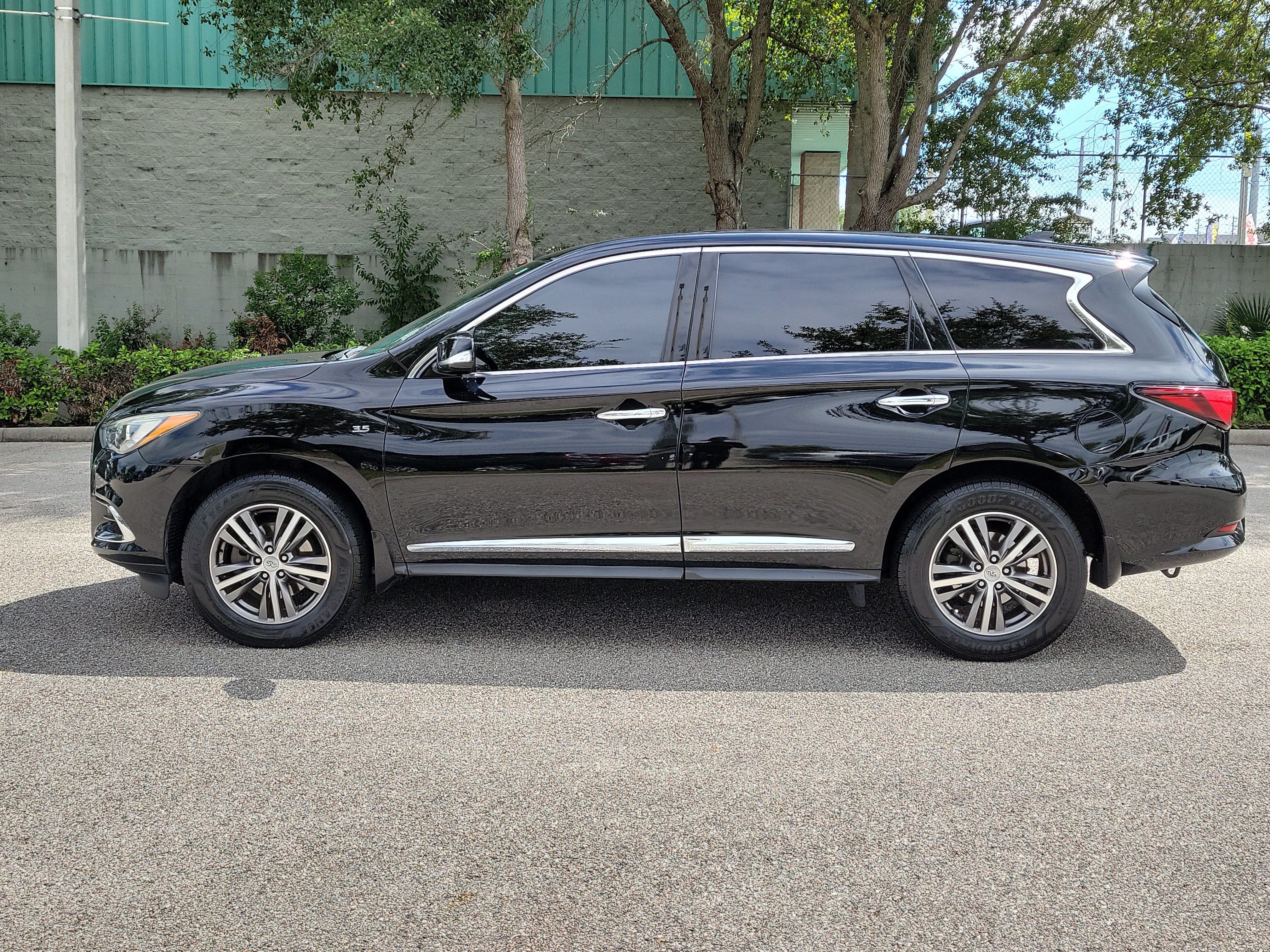 Used 2020 INFINITI QX60 Pure FWD image 10