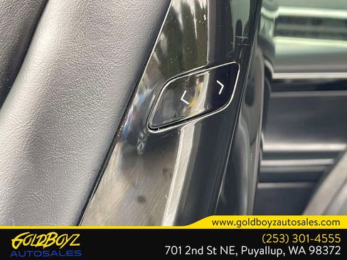 Used 2017 Tesla Model X 75D image 16