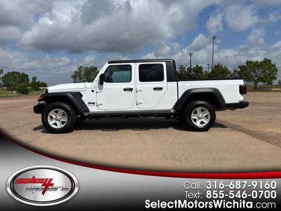 Used 2023 Jeep Gladiator Sport