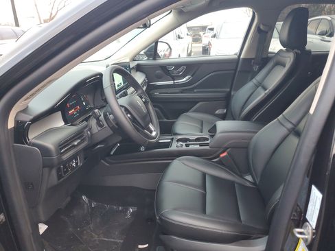 New 2026 Lincoln Corsair Premiere image 11