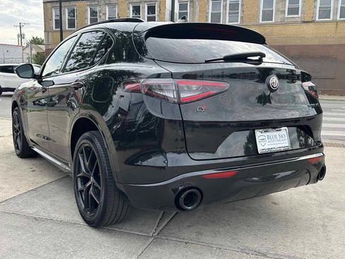 Used 2021 Alfa Romeo Stelvio Ti Sport AWD/4WD image 7