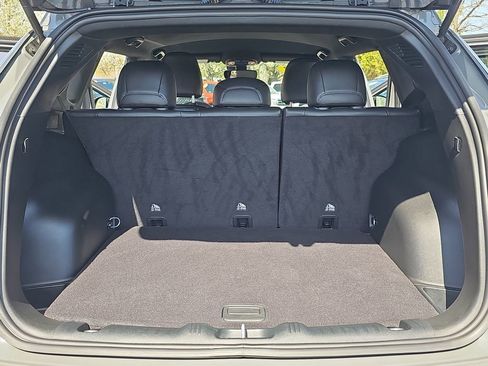 Certified 2023 Jeep Compass Limited AWD/4WD image 12