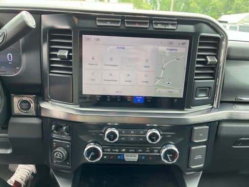 Used 2023 Ford F250 Lariat w/ Tremor Off-Road Package AWD/4WD image 18