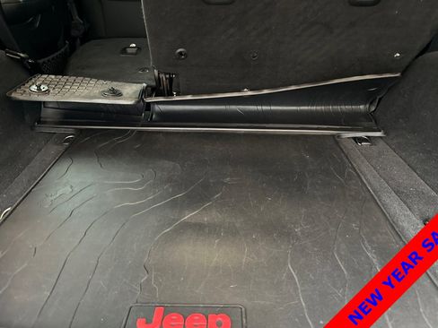 Used 2018 Jeep Wrangler Unlimited Sport S image 16