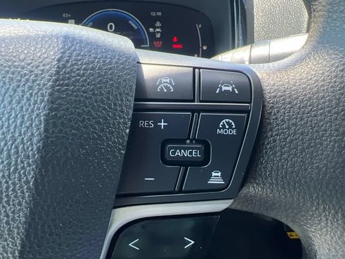 Used 2025 Toyota Camry LE FWD image 56