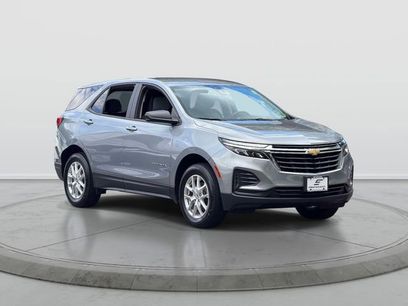 Used 2024 Chevrolet Equinox LS w/ LS Convenience Package