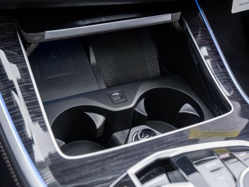 New 2026 BMW X5 xDrive50e w/ M Sport Package image 30