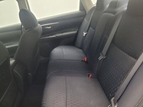Used 2018 Nissan Altima 2.5 SV FWD image 18