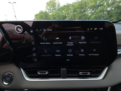 New 2027 Chevrolet Equinox LT w/ Convenience Package II FWD image 21