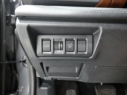 Used 2020 Subaru Outback Touring XT AWD/4WD image 9