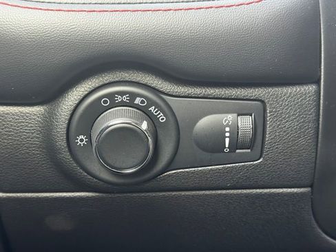 Certified 2023 Dodge Durango GT image 26