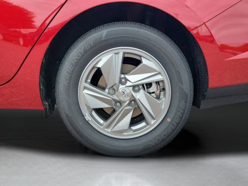 New 2026 Hyundai Elantra SE FWD image 33