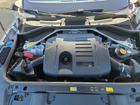Certified 2023 Land Rover Range Rover SE AWD/4WD image 31