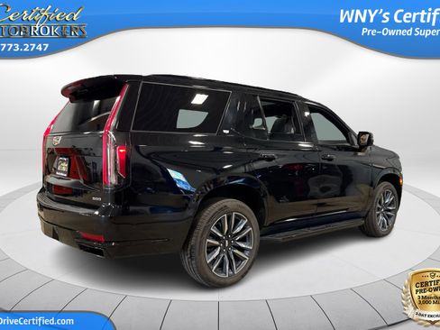 Used 2024 Cadillac Escalade Sport image 7