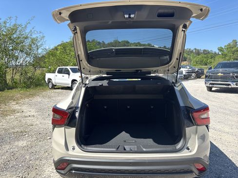New 2026 Chevrolet Trax RS FWD image 26