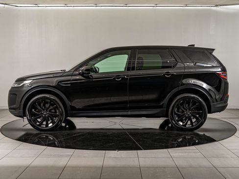 Used 2023 Land Rover Discovery Sport SE image 5