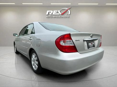 Used 2002 Toyota Camry XLE image 35