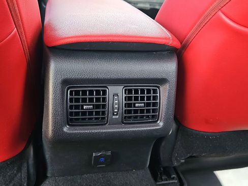 Used 2022 Toyota Camry XSE w/ Navigation Upgrade Package FWD image 18
