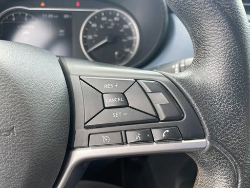 Used 2023 Nissan Versa SV FWD image 27